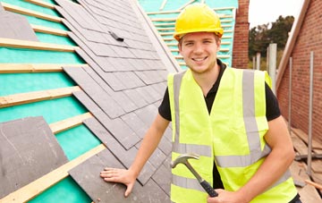 find trusted Farnell roofers in Angus